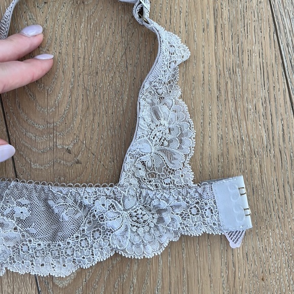 smooth & lace contour plunge bra - Picture 5 of 7